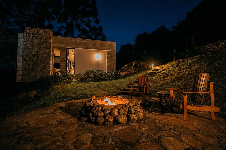 Casa no Vale com vista incrível próximo a Gramado