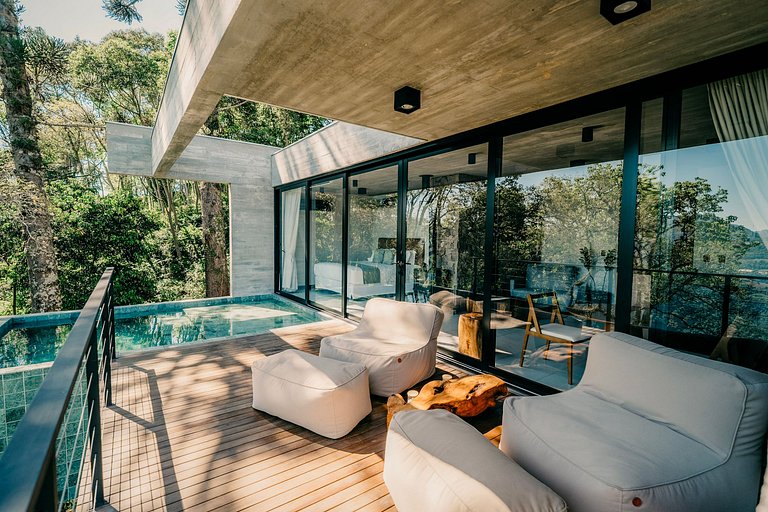 Casa no Vale com vista incrível próximo a Gramado