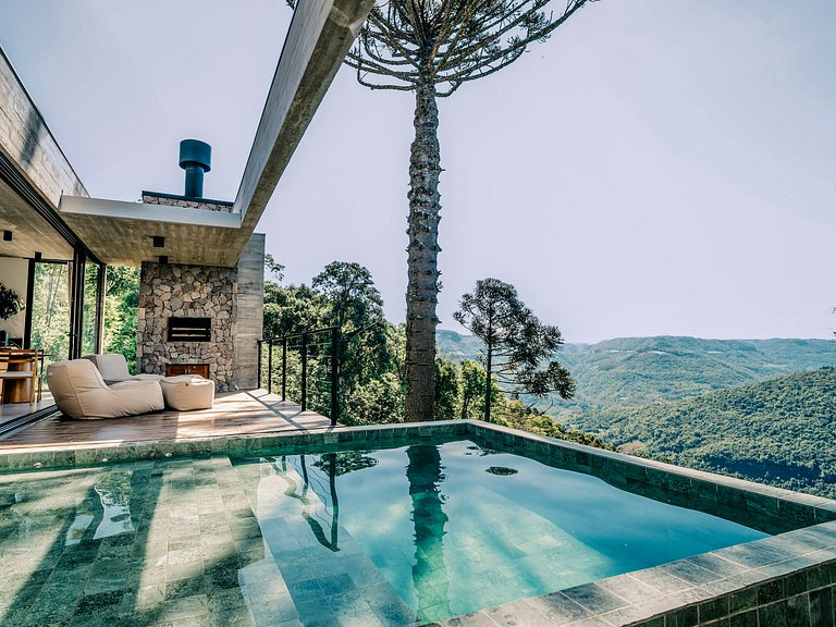 Casa no Vale com vista incrível próximo a Gramado