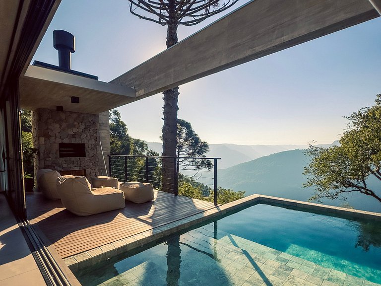 Casa no Vale com vista incrível próximo a Gramado